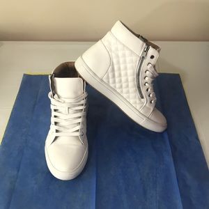 COPY - Men’s sneakers - REPOSTED